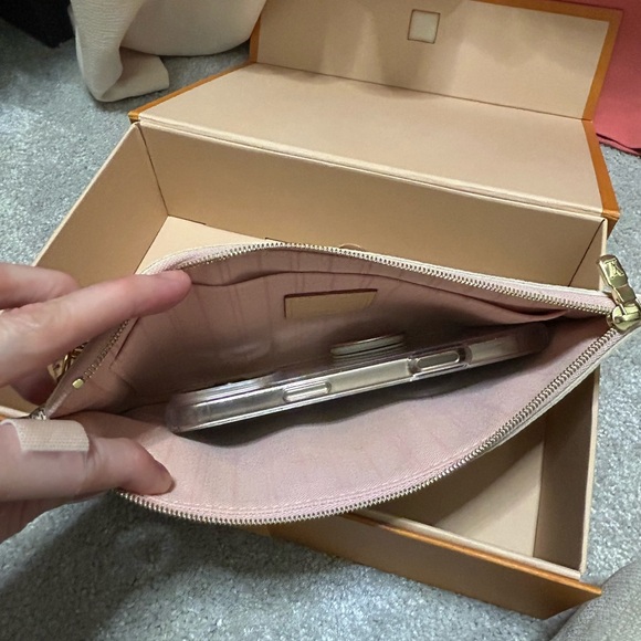 Louis Vuitton Damier Azur Checkered Neverfull Clutch Wristlet - Picture 8 of 9